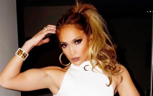 Jennifer Lopez to Wear Versace in New Music Video
