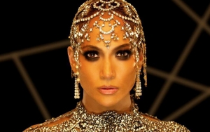 Jennifer Lopez Debuts New Single 'El Anillo' at the 2018 Billboard Latin Music Awards