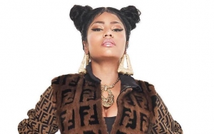 Nicki Minaj Hits Back at Impatient Fan: 'Queens Don't Panic'