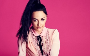 Kacey Musgraves Says Getting High Has Made Her More Compassionate