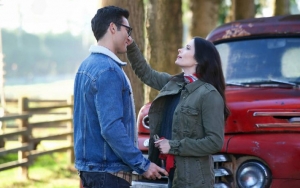 Elizabeth Tulloch on Playing Lois Lane in 'Elseworlds': It's Overwhelming