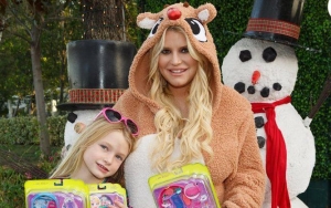 Jessica Simpson Sparks Online Debates by Allowing Daughter to Dye Her Hair