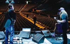 John Mayer Gets Chris Stapleton's Assistance in Debuting New Duet at Nashville Gig
