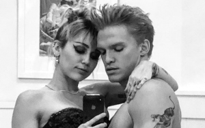 Cody Simpson Offers Look at His First Christmas With Miley Cyrus