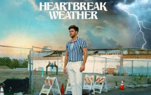 Niall Horan Gets First U.K. No.1 Solo Album With 'Heartbreak Weather'