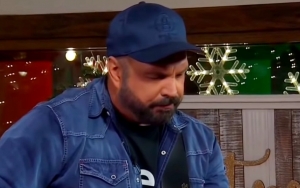 Garth Brooks Gets Emotional While Performing Special Song 'Belleau Wood'