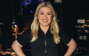 Kelly Clarkson Forced to Reduce Price of Her Home Amid Pandemic