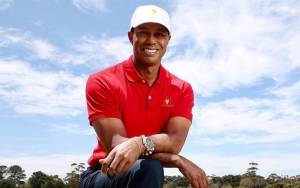 Tiger Woods Admits to Having 'Tough Time' in First Tweet Since Bad Car Crash