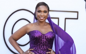 Jennifer Hudson Turns Heads With Sparkly Purple Dress at 'Respect' Premiere