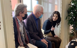 Selena Gomez Gets Dating Advice From 'Crazy Uncles' Steve Martin and Martin Short