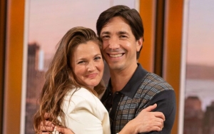 Drew Barrymore and Justin Long Find Their 'Chaotic' and 'Hedonistic' Romance 'Hella-Fun'