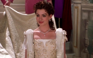 Anne Hathaway Admits the Long Wait for 'Princess Diaries 3' Is 'Frustrating'
