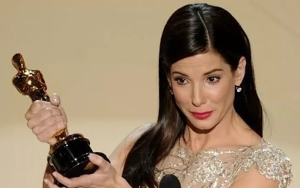 Sandra Bullock Defended by Fans After She's Asked to Return Her Oscar Amid 'The Blind Side' Scam