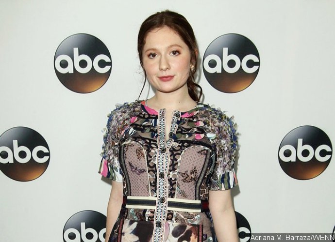'Roseanne' actress Emma Kenney seeks 'treatment for my battles'