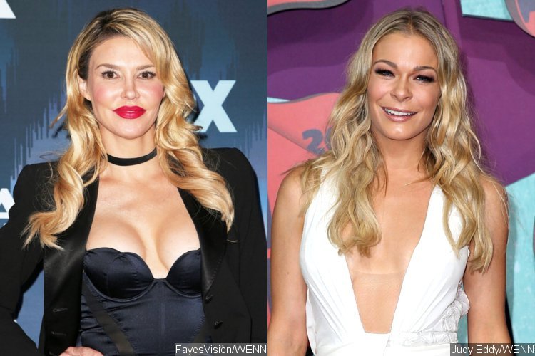 Brandi Glanville and LeAnn Rimes make peace with a selfie