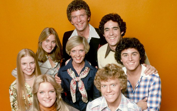 'The Brady Bunch' Cast to Renovate TV Home on 'A Very Brady Renovation'