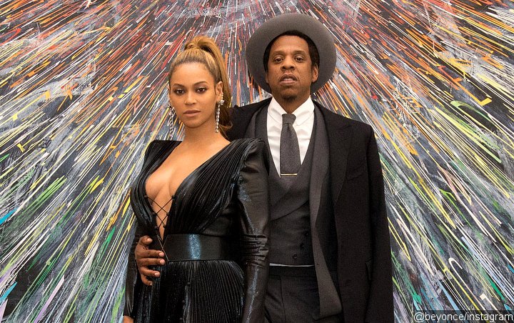 Beyonce Teamed Stunning Wedding Dress With Cool Shades at Vow Renewal to Jay-Z