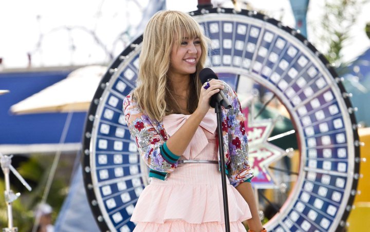 Miley Cyrus Sparks Speculation Her Alter-Ego Hannah Montana Will Make a Comeback