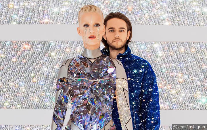 Katy Perry Rocks Coachella Stage With Surprise Performance During Zedd's Set