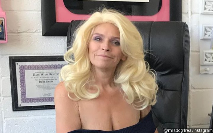 Beth Chapman Dresses Up in New Photo as She Declares 'Cancer Will Not Beat Me'