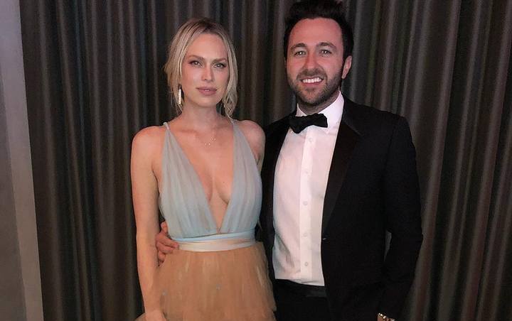 Erin Foster Marries Simon Tikhman in New Year's Eve Ceremony