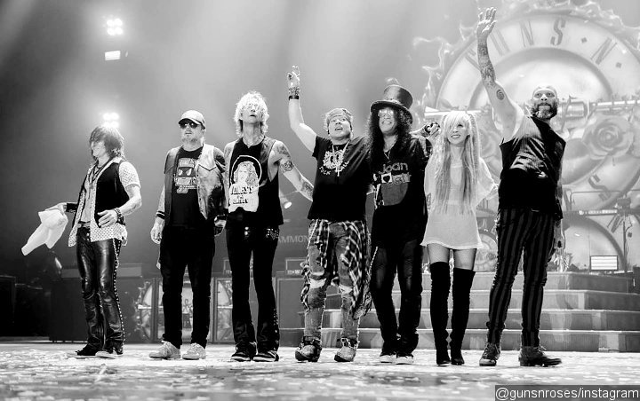 Slash Attributed Music Industry Changes to Uncertainty Over New Guns N' Roses Album