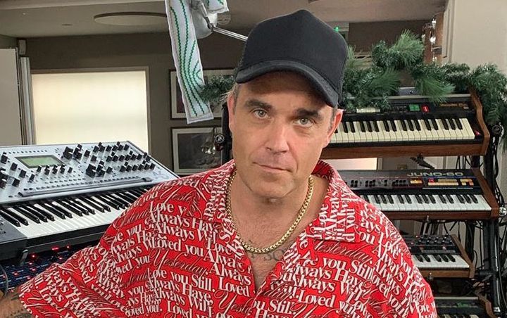 Robbie Williams Writing Songs With Take That's Gary Barlow