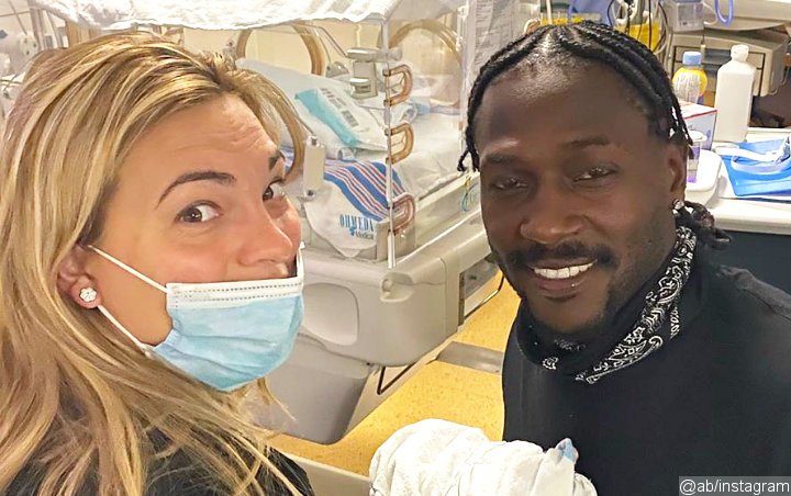 Antonio Brown Welcomes First Daughter With Chelsie Kyriss - See the Picture!