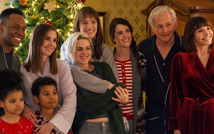 Kristen Stewart's 'Happiest Season' Trades Theatrical Release for Hulu Debut