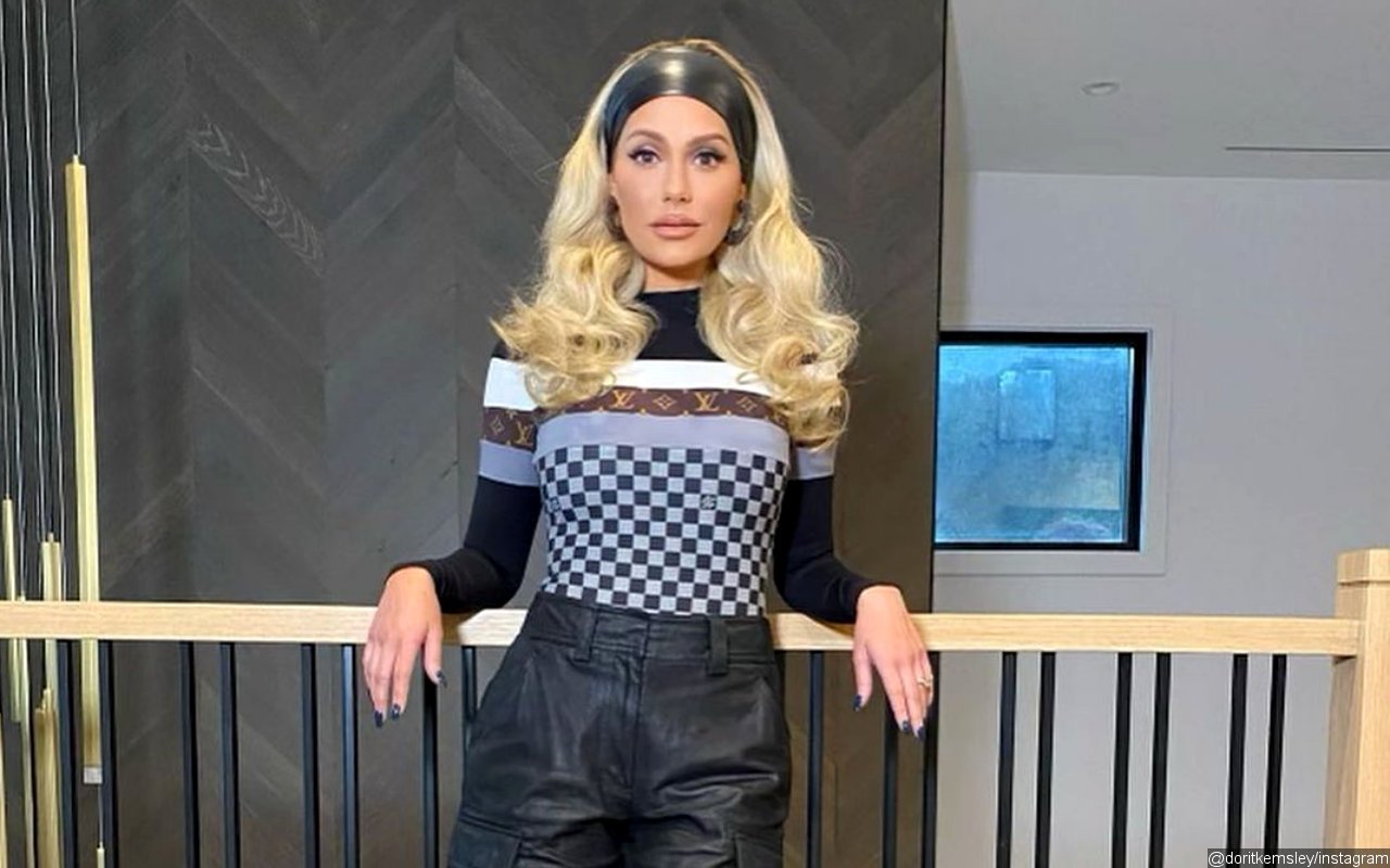 Dorit Kemsley