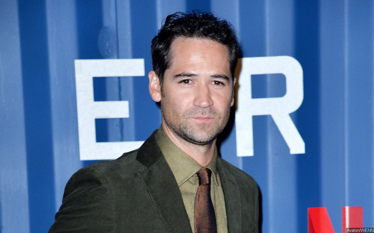 'The Lincoln Lawyer' Series Adds Manuel Garcia-Rulfo to Title Role