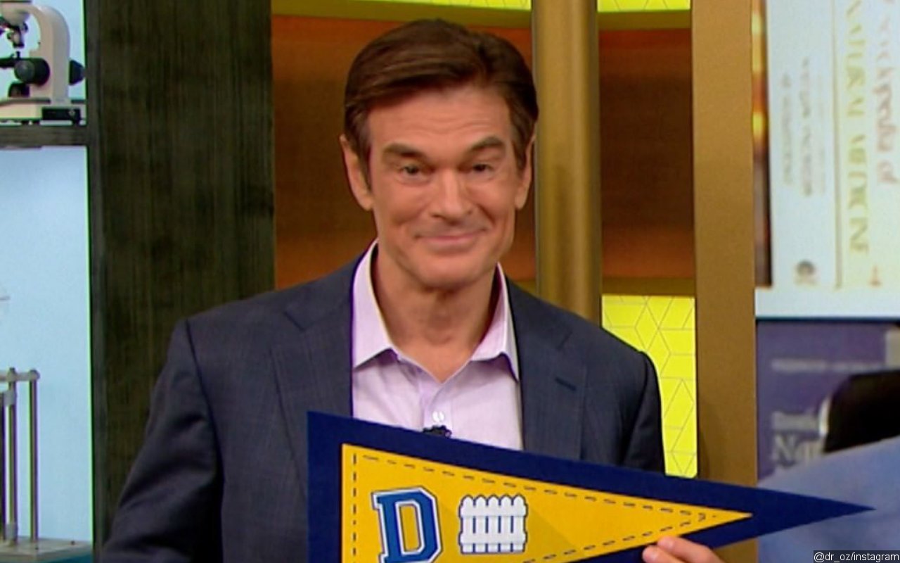 Dr. Oz Praised for Saving a Man Who Collapsed at New Jersey Airport
