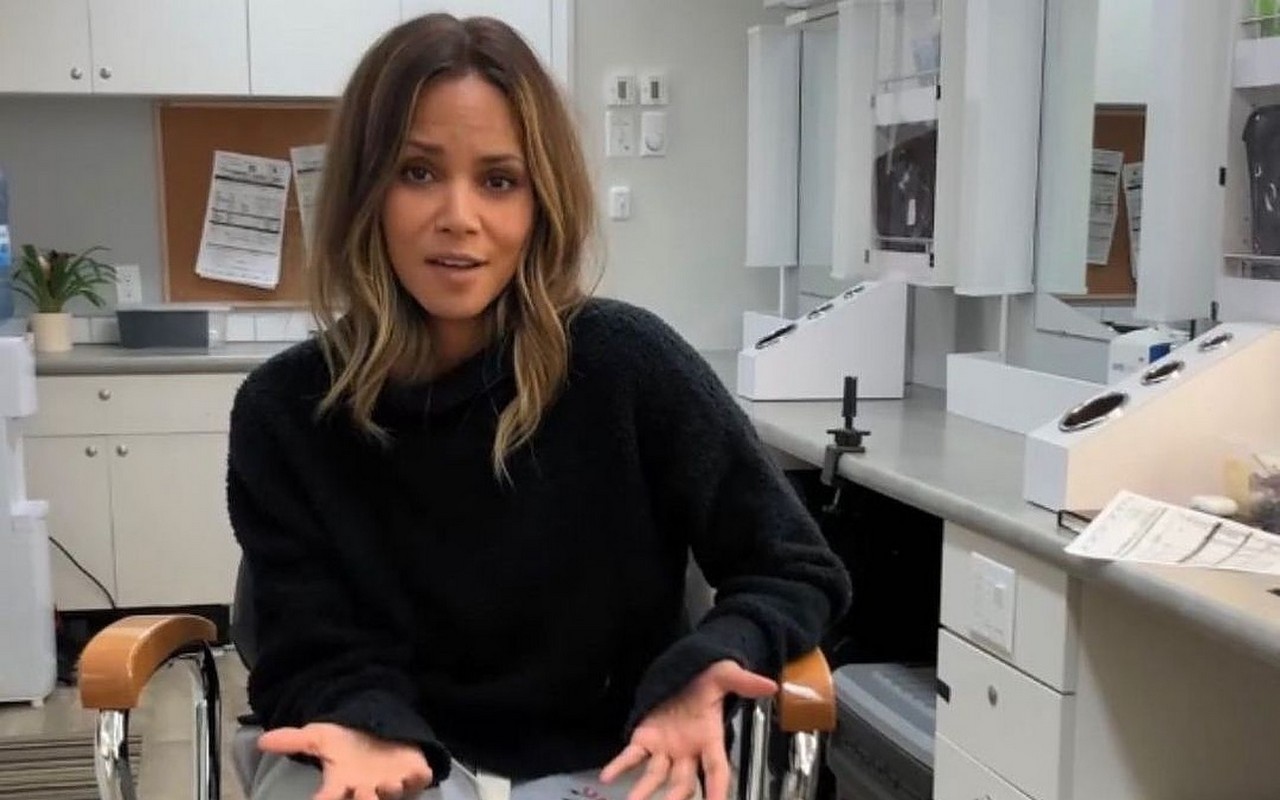 Halle Berry Enjoys Social Media as It Allows Her to Show Her Real Self