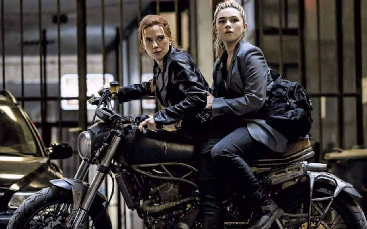 Scarlett Johansson and 'Black Widow' Co-Star Florence Pugh Had Pneumonia While Filming