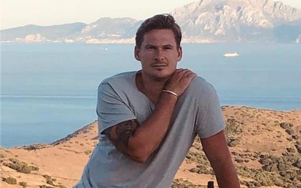 Lee Ryan Insists He's Not Transphobic After Telling Drag Queen to 'F**k Off'