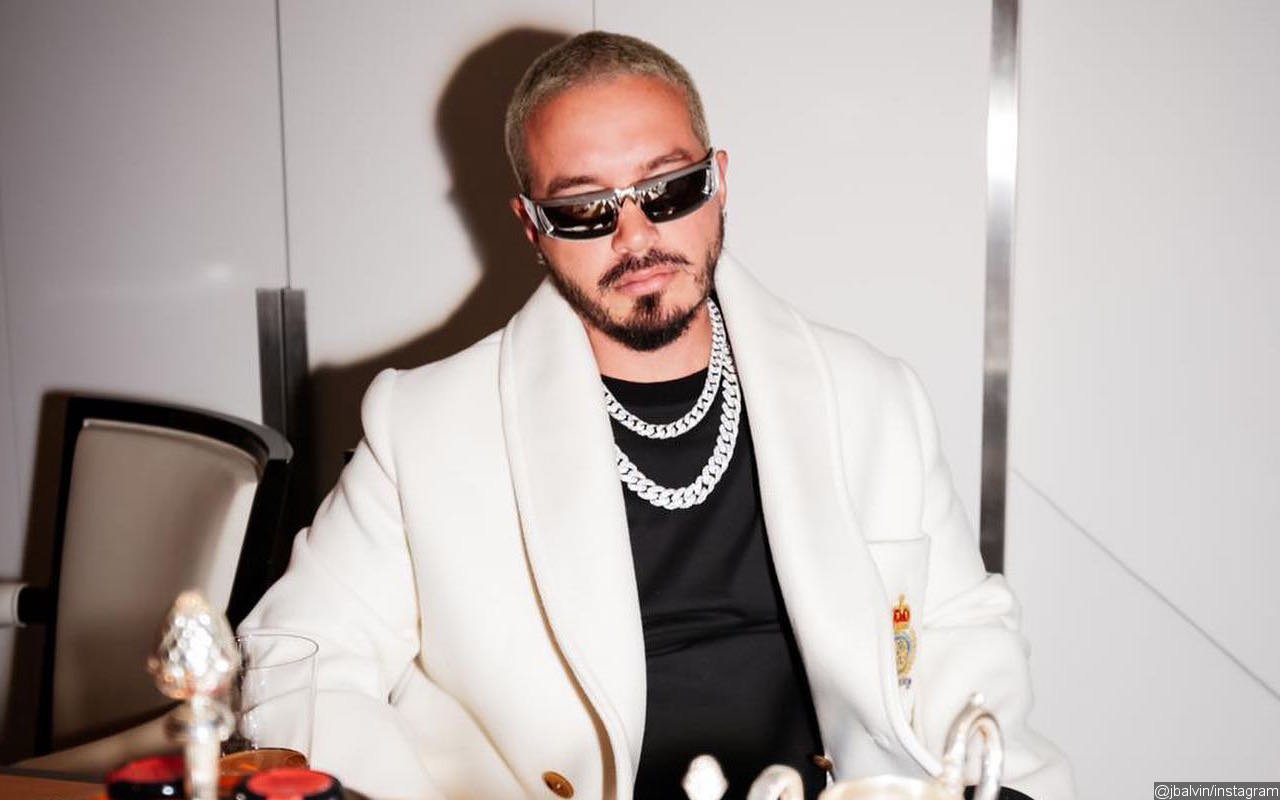 J Balvin Puts 2022 Tour on Hold Due to 'Unforeseen Production Challenges'