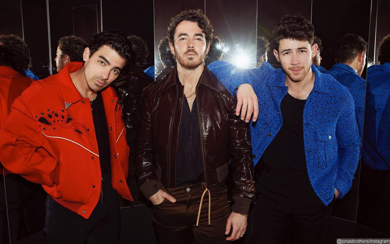 Artist of the Week: Jonas Brothers