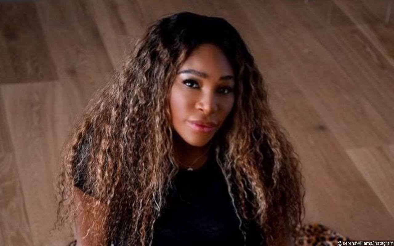 Serena Williams Pokes Fun at Her Voluptuous Pregnancy Curves in New Photo