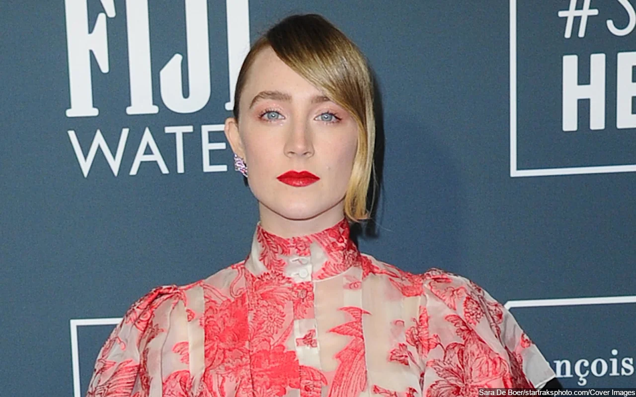 Saoirse Ronan Cast in Comedy-Thriller 'Bad Apples'