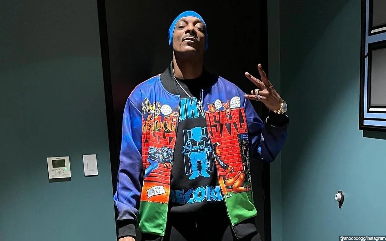 Snoop Dogg Pokes Fun at People Falling for His 'Giving Up Smoke' Announcement With New IG Posts