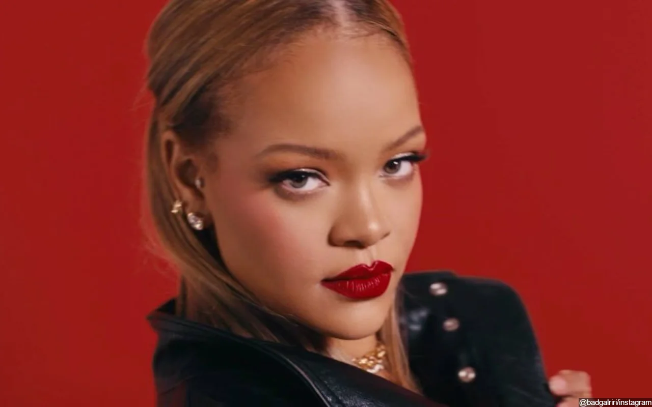 Rihanna Hints at 'Rebirth' With Long-Awaited Album 'R9'