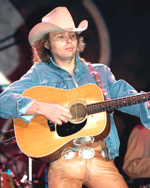 Dwight Yoakam<br>