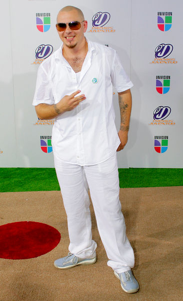 Pitbull<br>Premios Juventud (Univision)