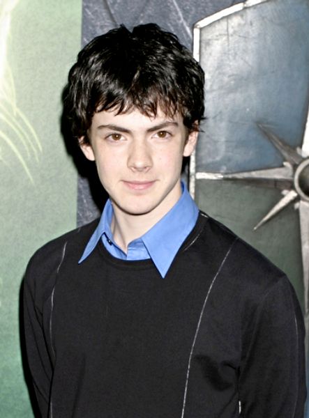 Skandar Keynes<br>