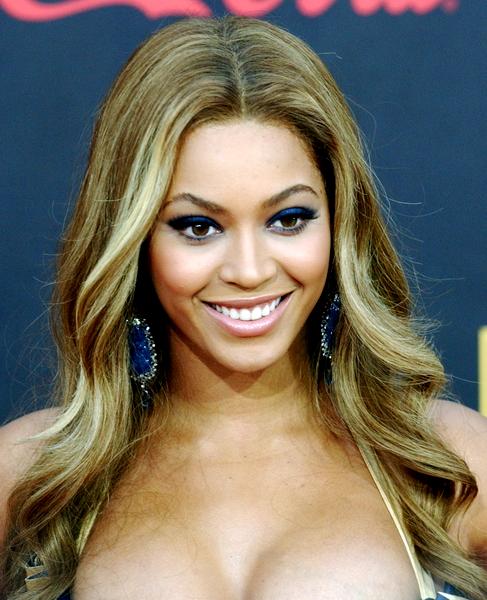 beyonce eyes