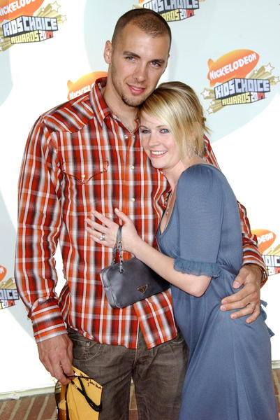 Melissa Joan Hart, Mark Wilkerson<br>20th Kid's Choice Awards - Arrivals