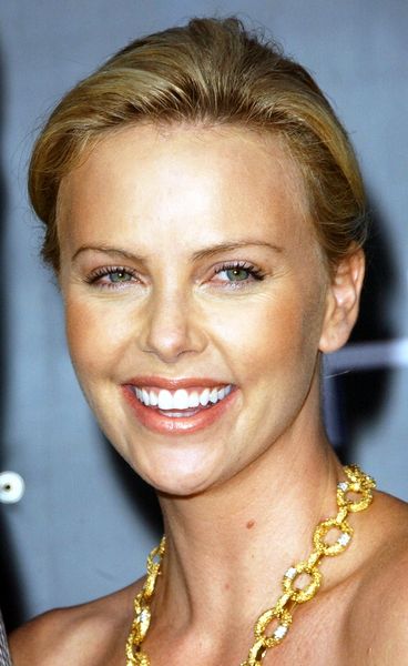 Charlize Theron<br>