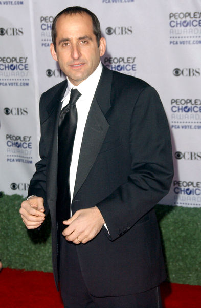 Peter Jacobson<br>35th Annual People's Choice Awards - Arrivals