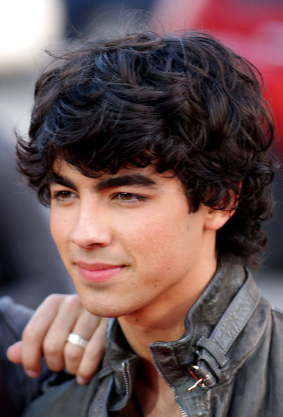 Joe Jonas, Jonas Brothers<br>