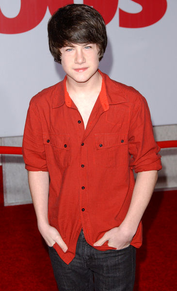Dylan Minnette - Picture